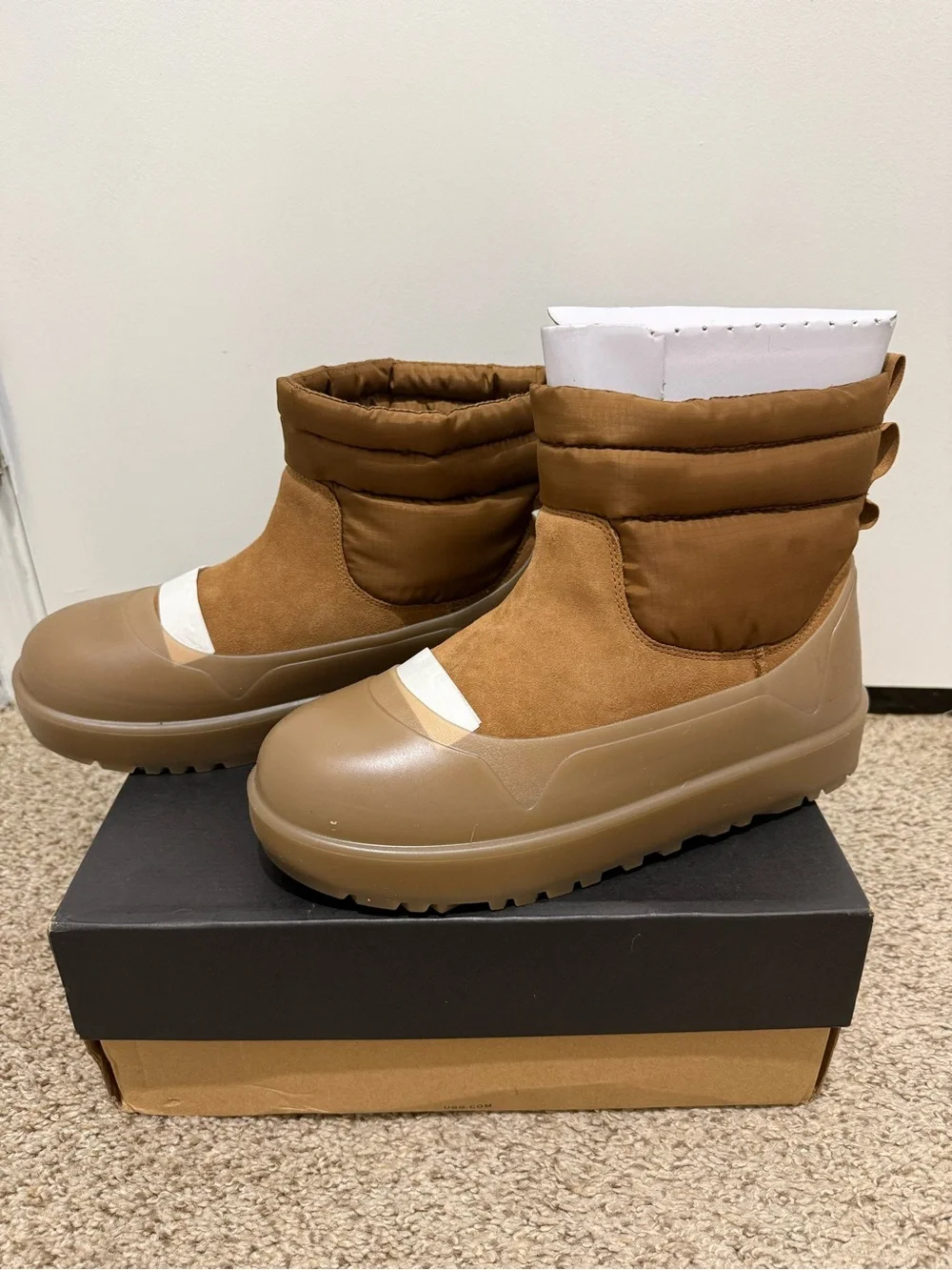 NWT UGG Men’s Classic Mini Mod in Chestnut